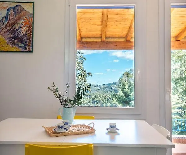La Casa Nell'oliveto A San Martino Villa